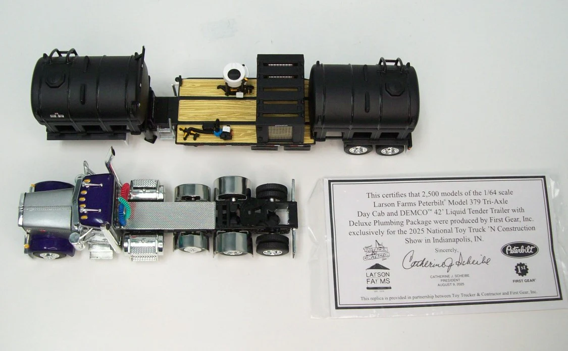 Item #69-2065 Larson Farms Silver Purple Tri-Axle Peterbilt 379 Day Cab with Black Tandem Axle DEMCO 42-foot Liquid Tender Trailer with Deluxe Plumbing Package - 2025 National Toy Truck 'N Construction Show Edition - 1/64 Scale – DCP by First Gear - Image 4