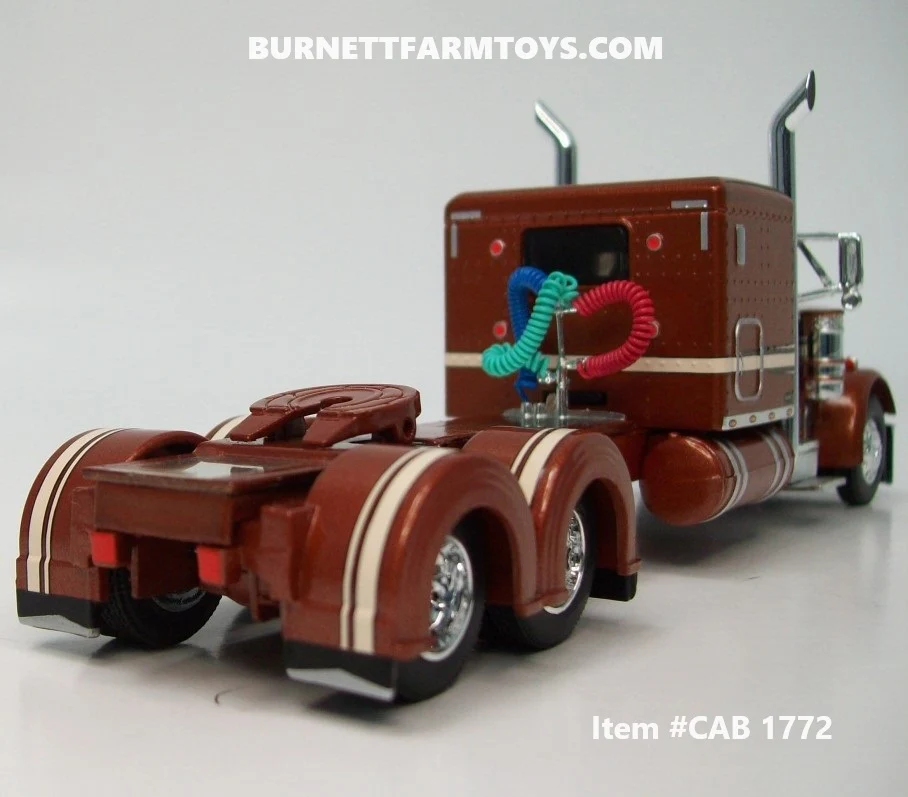 Item #CAB 1772 Burnt Orange Metallic Cream Stripe Black Outline Peterbilt 379 63-inch Flattop Sleeper - 1/64 Scale - DCP by First Gear - Image 2